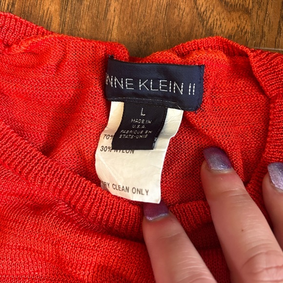 Vintage Anne Klein II Sleeveless Top/Sweater like Vest, Size L (Runs Small) - Picture 3 of 3